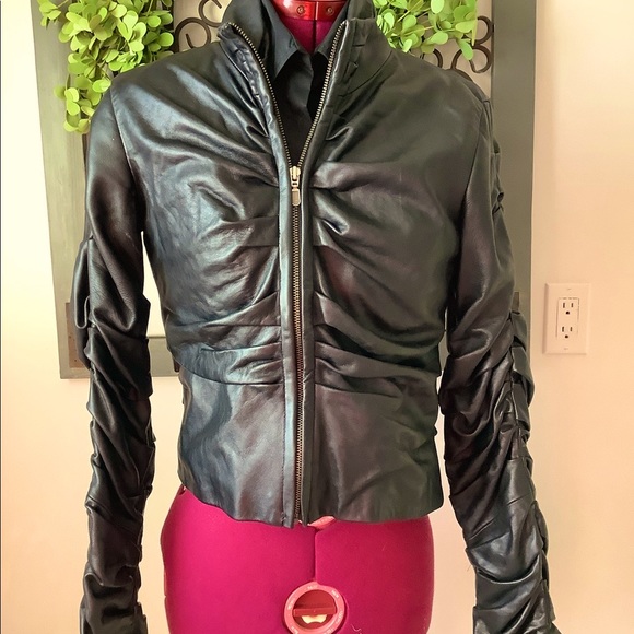 NWOT OBAKKI Ruched leather jacket! - Picture 2 of 8